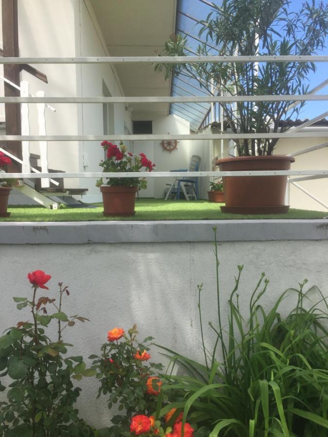 Lelle-Kert Apartman 02 Balatonlelle Buitenkant foto